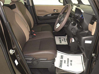 NISSAN ROOX 2022