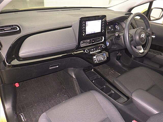 TOYOTA AQUA 2022
