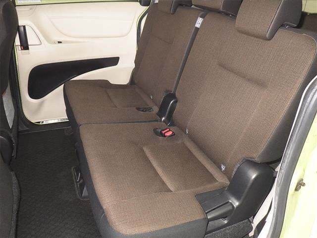 TOYOTA SIENTA 2016