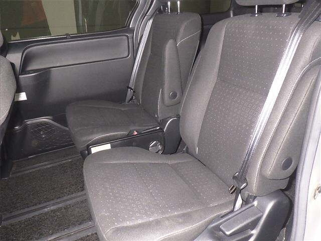 TOYOTA NOAH 2017