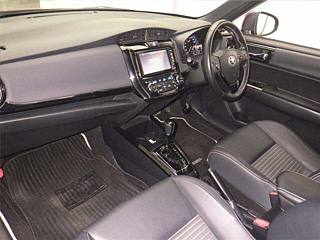 TOYOTA COROLLA FIELDER 2017