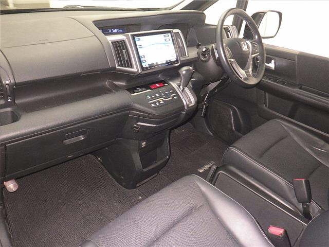 HONDA STEP WAGON 2014