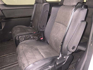 TOYOTA ALPHARD 2013