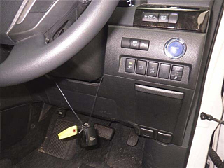 TOYOTA ALPHARD 2013