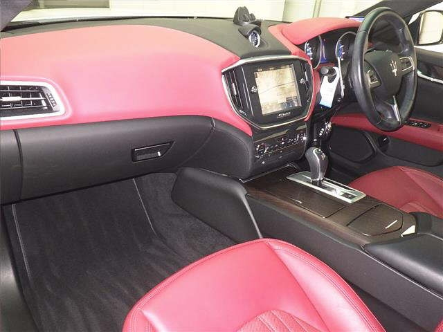 MASERATI GHIBLI 2016