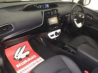 TOYOTA PRIUS 2016