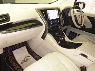 TOYOTA VELLFIRE 2015