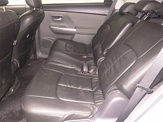TOYOTA PRIUS ALPHA 2011
