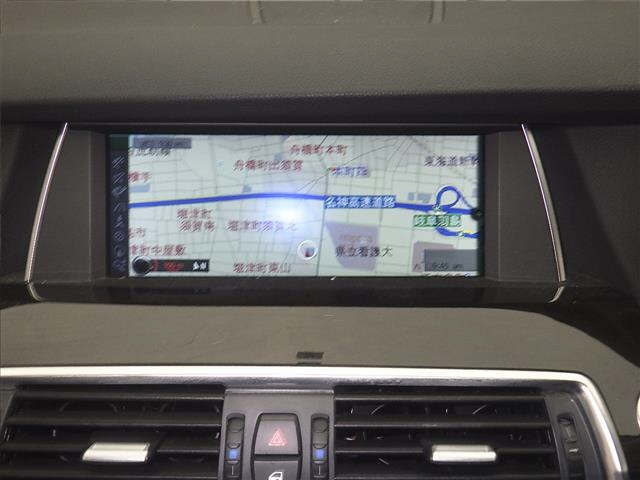 BMW 5 SERIES 2011