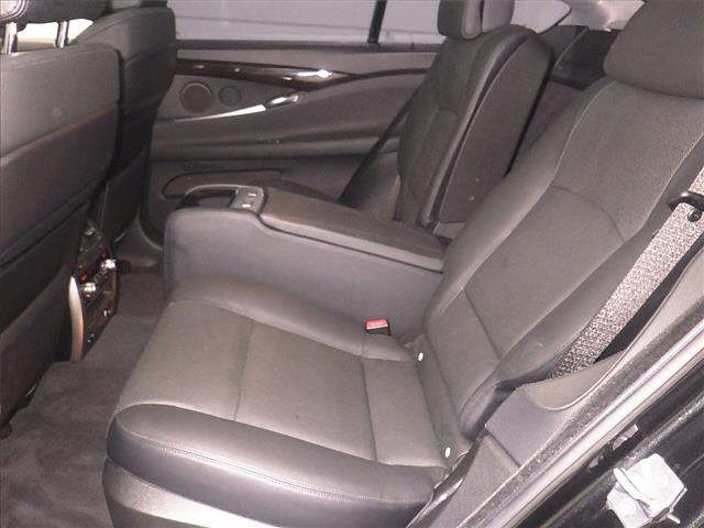 BMW 5 SERIES 2011