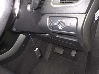 VOLVO V40 2017