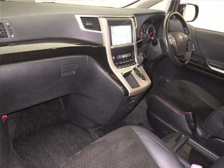 TOYOTA VELLFIRE 2014