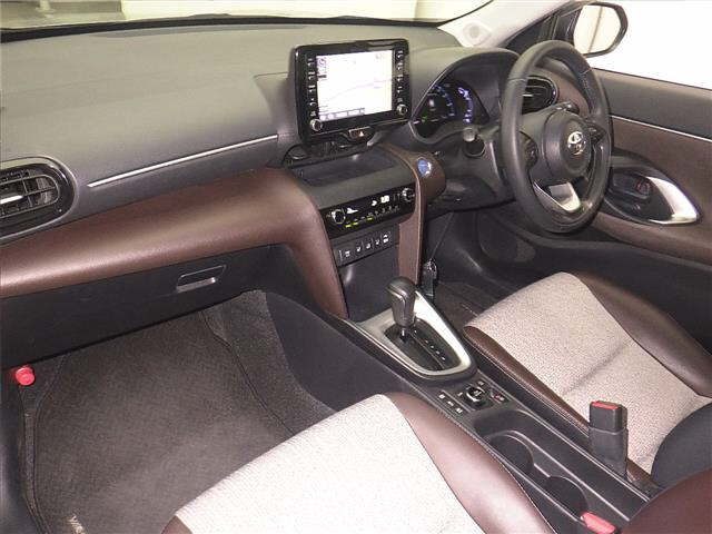 TOYOTA YARIS CROSS 2020