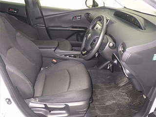 TOYOTA PRIUS 2022
