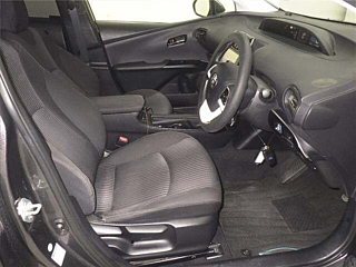 TOYOTA PRIUS 2016