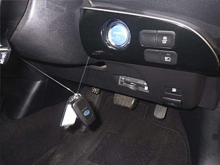 TOYOTA PRIUS 2016