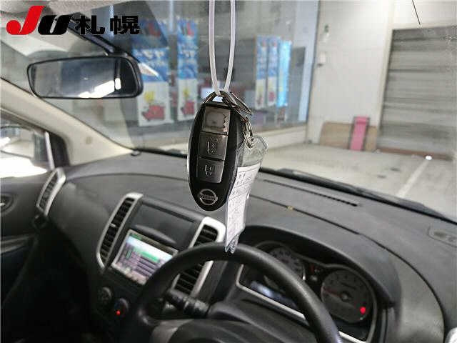 NISSAN WINGROAD 2009
