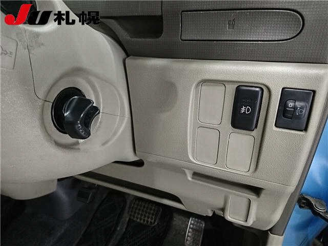 DAIHATSU TANTO 2008