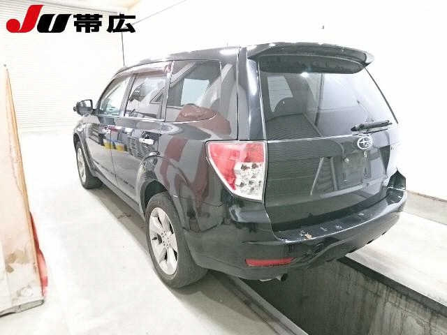 SUBARU FORESTER 2010