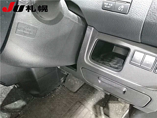 NISSAN SERENA 2012