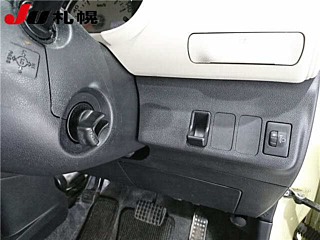 DAIHATSU MIRA 2010
