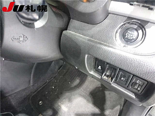 SUZUKI SWIFT 2012