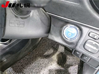 TOYOTA AQUA 2013