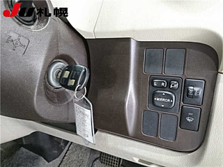 TOYOTA PASSO 2010