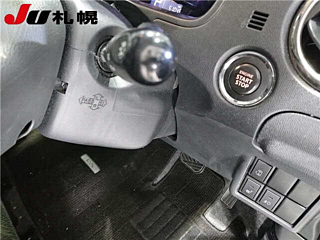 NISSAN ROOX 2013