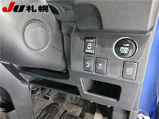 DAIHATSU WAKE 2015