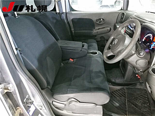 NISSAN CUBE 2010