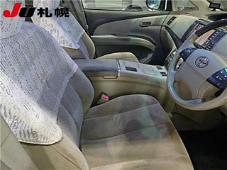 TOYOTA ESTIMA HYBRID 2009