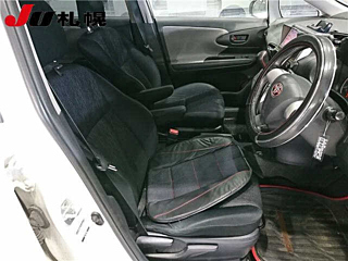 TOYOTA WISH 2011