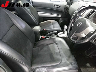 NISSAN X-TRAIL 2010