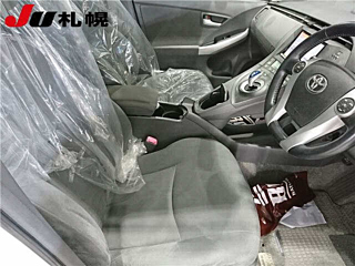 TOYOTA PRIUS 2011