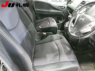 NISSAN SERENA 2013