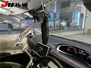 TOYOTA SIENTA 2015