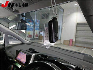 TOYOTA WISH 2011
