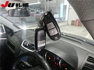 SUZUKI SWIFT 2012