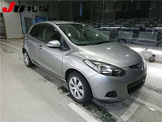 MAZDA DEMIO 2010