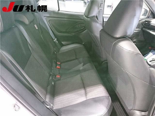 TOYOTA YARIS CROSS 2023