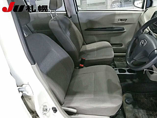 DAIHATSU MIRA E S 2014