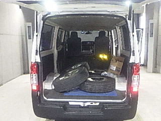 NISSAN CARAVAN VAN 2018