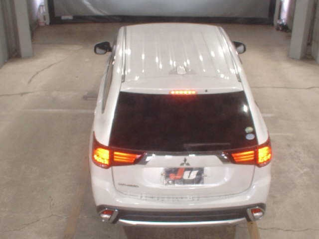 MITSUBISHI OUTLANDER 2017