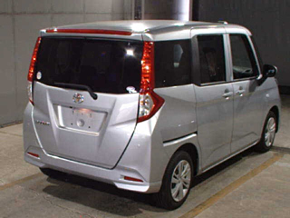 TOYOTA ROOMY 2022