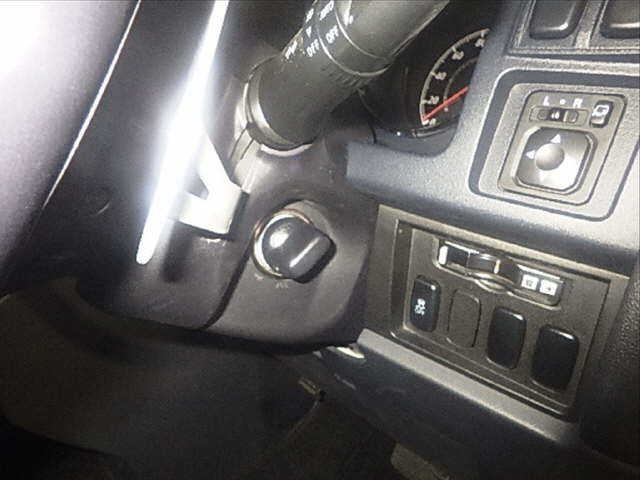 MITSUBISHI DELICA D5 2010