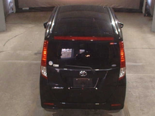 TOYOTA ROOMY 2022