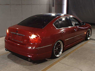 NISSAN FUGA 2009