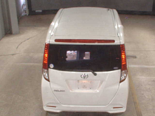 TOYOTA ROOMY 2022
