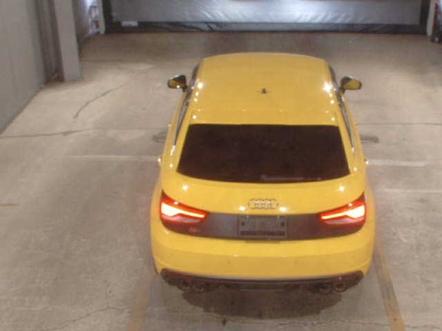 AUDI S1 2014